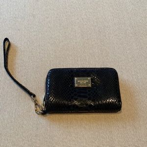 Michael Kors wristlet